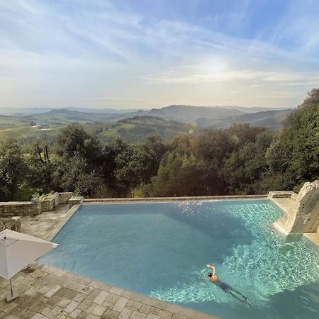 Borgo Pignano Tuscany Bagian luar foto