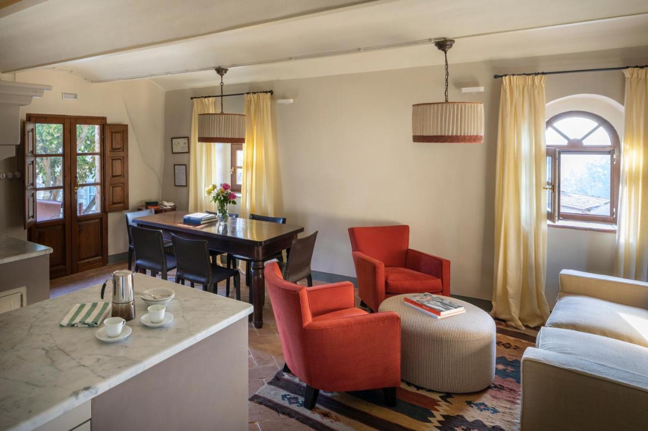 Borgo Pignano Tuscany Bagian luar foto