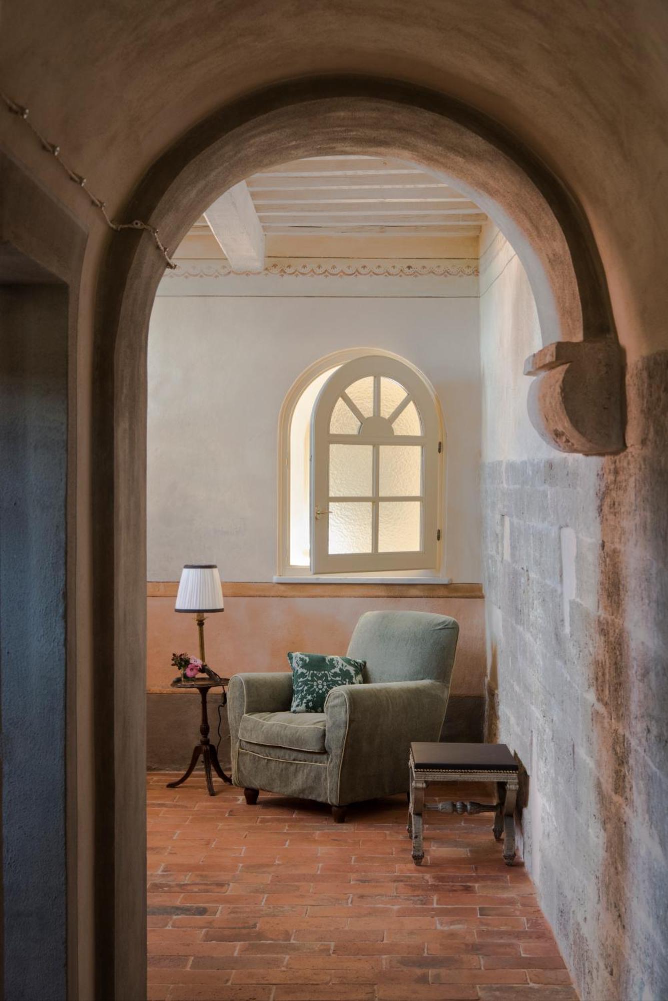 Borgo Pignano Tuscany Bagian luar foto