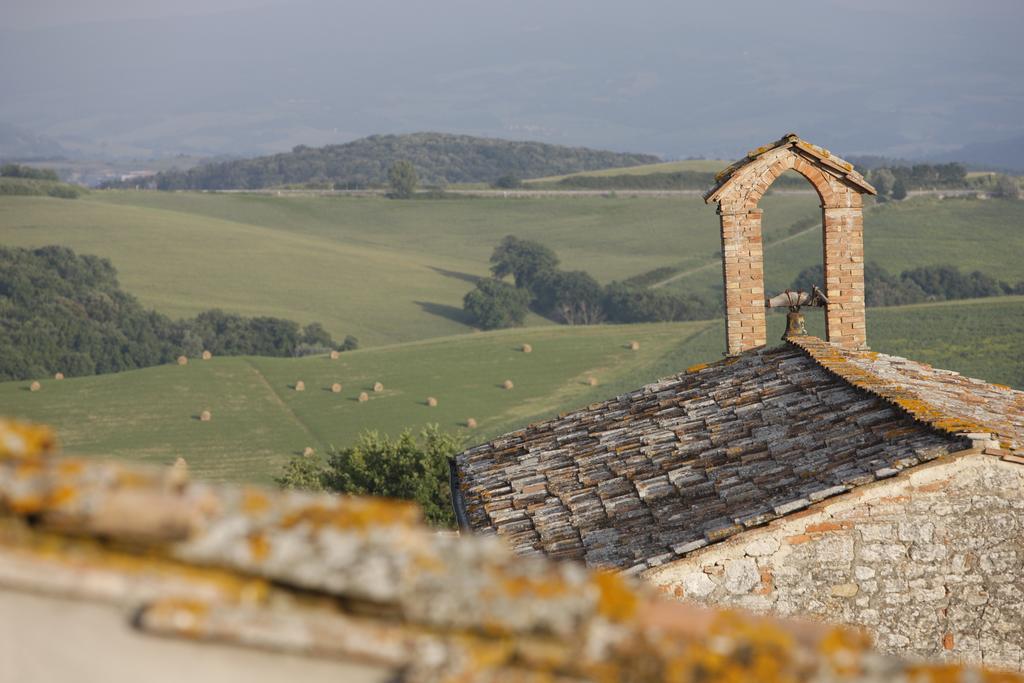 Borgo Pignano Tuscany Bagian luar foto