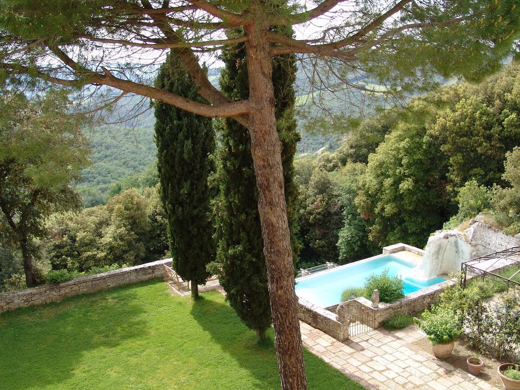 Borgo Pignano Tuscany Bagian luar foto
