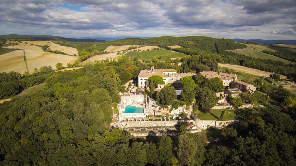 Borgo Pignano Tuscany Bagian luar foto